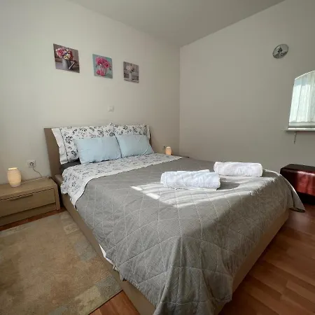 Apartment Apartman Ruza Pula