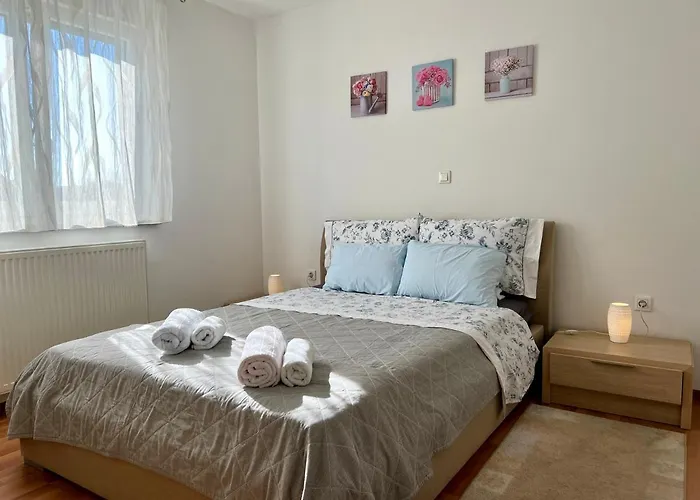 Apartment Apartman Ruza *